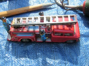 camion,pompier,rouge,echelle,miniature,jouet