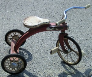tricycle,ancien,enfant,batie-rolland,vide-grenier