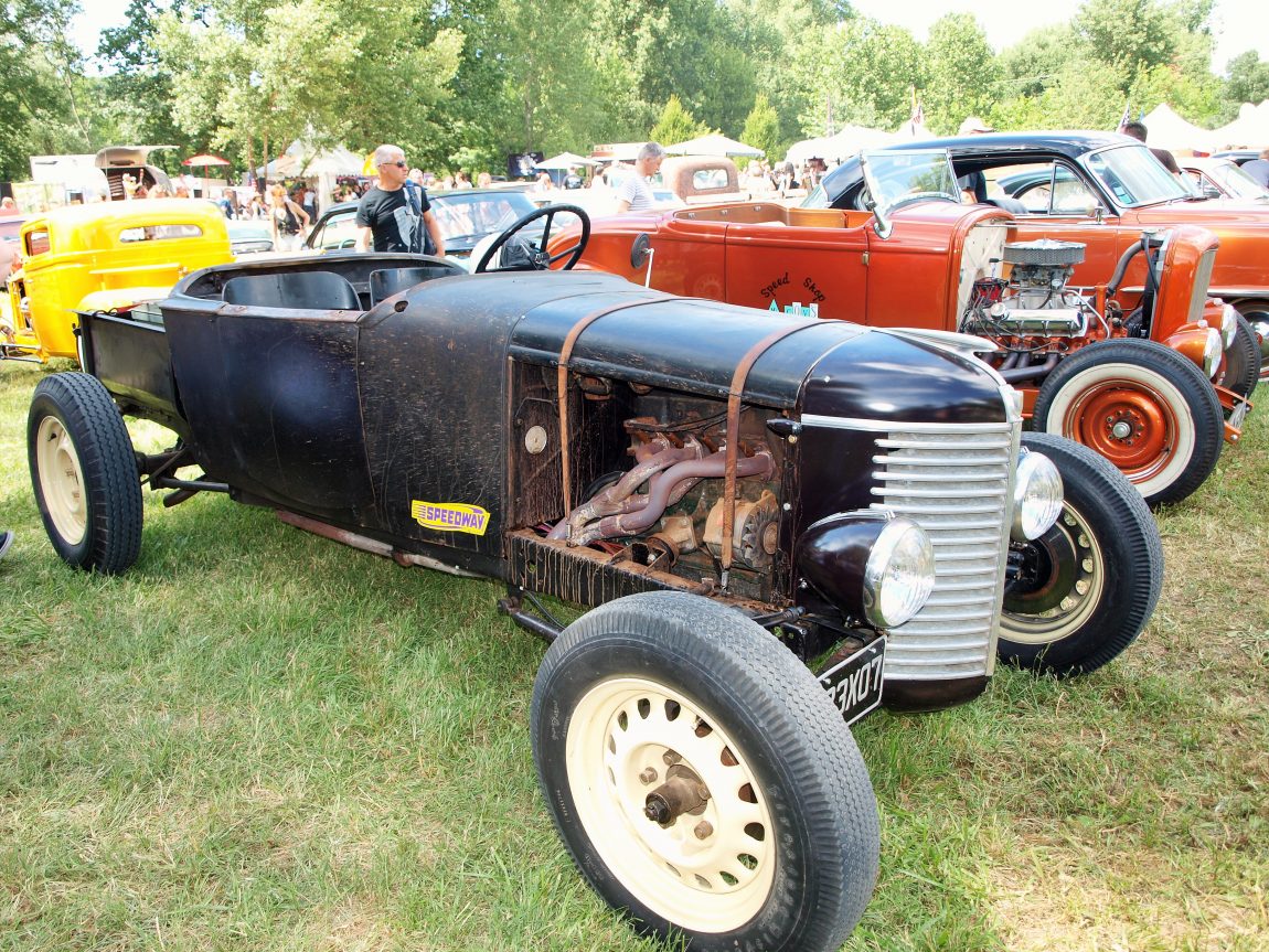 domaine,cros,auzon,vogue,ardeche,vintage,voiture,ancienne,huile,bidon,coca,cola,brocante,michelin,dunlop,citroen,1928,ac4,hot,rod,,buick,windsor,sixties,seventies,ford,cadillac ( (15 (2)