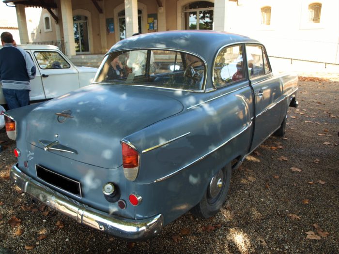 opel_rekord_voiture_collection_1957_grillon_vaucluse-1