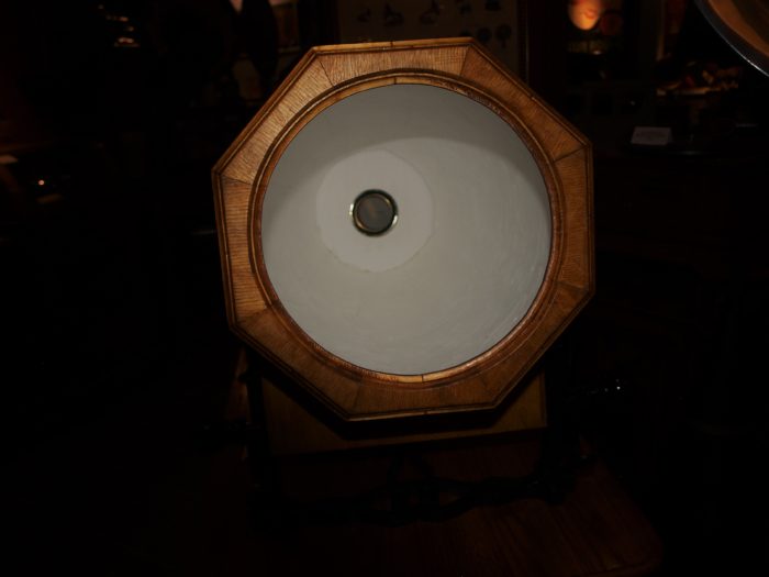 Édouard-Léon_Scott-de-Martinville_phonographe_gramophone_colombia_pathe_cylindre_pavillon_aiguille_disque_paris_muse_museum-20