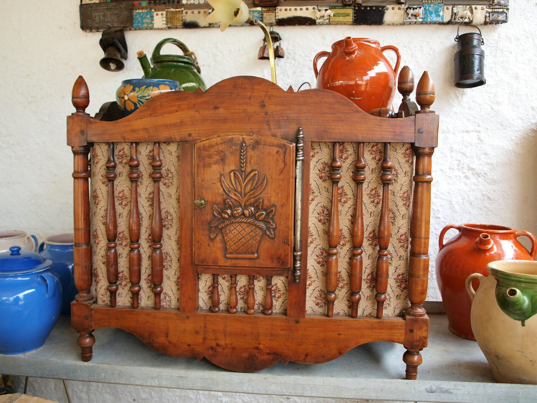 cliousclat_drome_atelier-and-co_brocante_design_panetiere_provencale_provence-