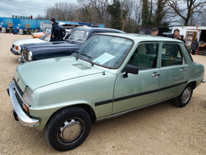 fasa_renault_7_renault-5_siete_espagne_regie-renault_cleon-fonte_renault-7_voiture_ancienne_collection_passion_automobile